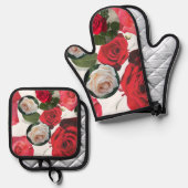 タイムレスクラシックフローラレッド、クリーム、ほこりっぽいピンクのバラ 鍋つかみ&鍋敷きセット (正面/裏面)
