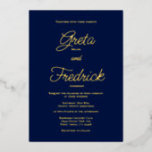 タイムレスシンプルエレガンス金ゴールドスクリプトネイビー結婚ズ 箔招待状 (正面)