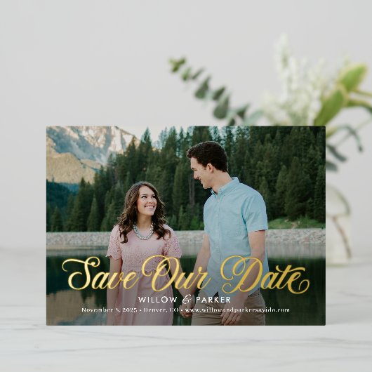 タイムレススクリプトFOILウェディング日付カードを保存 箔招待状 (立ち正面)