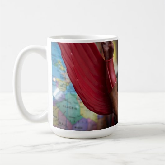 タイムレスヒーローヴィンテージスーパーヒーロー コーヒーマグカップ (左)