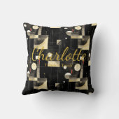 タイムレスTouch – ブラック&クリームジオメトリアクセント クッション (裏面)