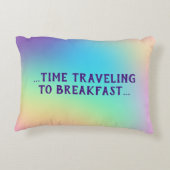 "タイム旅行から朝食"枕 アクセントクッション (裏面)