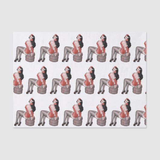 タイヤに座っている女の子をピン留めする 薄葉紙 (正面)