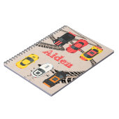 タイヤトレッドマーク付きレースカーパーソナライズされた ノートブック (左側)