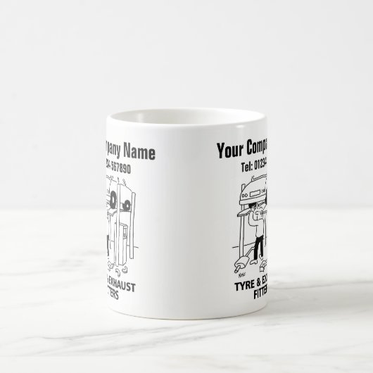 タイヤ&エキゾーストフィッター漫画マグカップ コーヒーマグカップ (中央)