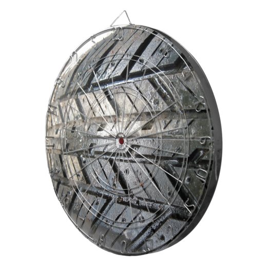 タイヤ ダーツボード (正面右)