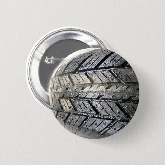 タイヤ 缶バッジ (正面&裏面)