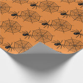 タイルを張られたくもおよびくもの巣のハローウィンパーティの覆い ラッピングペーパー (角)