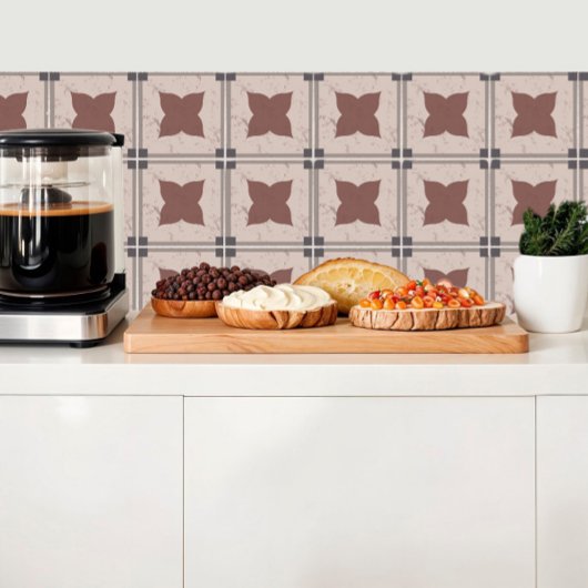 タイル色の花と灰色の枠を持つベージュのタイル タイル