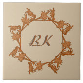 タイル – 円離れのイニシャル (正面)