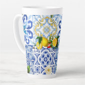 タイル、地中海のマジョリカ、シチリアスタイル カフェラテマグ (左アングル)