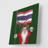 タイ国旗を持つ甘いサンタクロース スクエア壁時計 (傾斜)