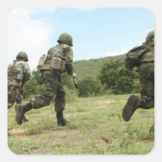 タイ海王室の兵隊はSを確保するために突進する スクエアシール (正面)