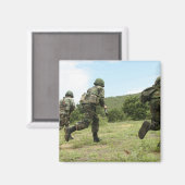 タイ海王室の兵隊はSを確保するために突進する マグネット (正面/裏面)