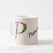 タイ鮮やか染料カラーレターPモノグラムイニシャル コーヒーマグカップ (正面左)