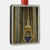 タイ、バンコク。詳細飾の メタルオーナメント (右)