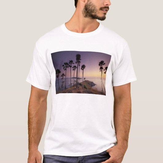 タイ、プーケット島 Tシャツ (正面)