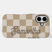 タウペベージュのチェッカースクリプトネーム Case-Mate iPhoneケース (裏面 (横))