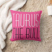 タウラスザブルタイポグラフィイニシャル〔占星術の〕十二宮図ピンク クッション (ブランケット)