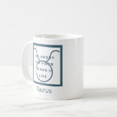タウラス〔占星術の〕十二宮図サインおもしろい引用文ブルー文字誕生日 コーヒーマグカップ (正面左)