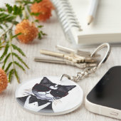 タキシードとバウのネクタイをした白黒猫 キーホルダー (正面右)