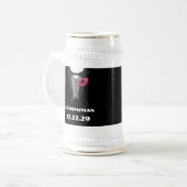 タキシードボウタイガーベラデイジーグロムスマン ビールジョッキ (正面左)