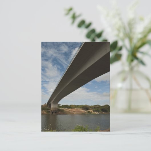 タクツを越えてガイアナとブラジルを結ぶ橋 ポストカード (スタンド正面)