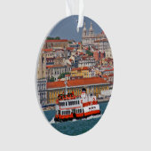 タグス川の古いフェリーとリスボンのスカイライン オーナメント (正面)