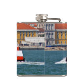 タグス川の古いフェリーとリスボンのスカイライン フラスク (裏面)