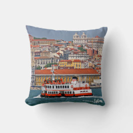 タグス川の古いフェリーとリスボンビュー クッション