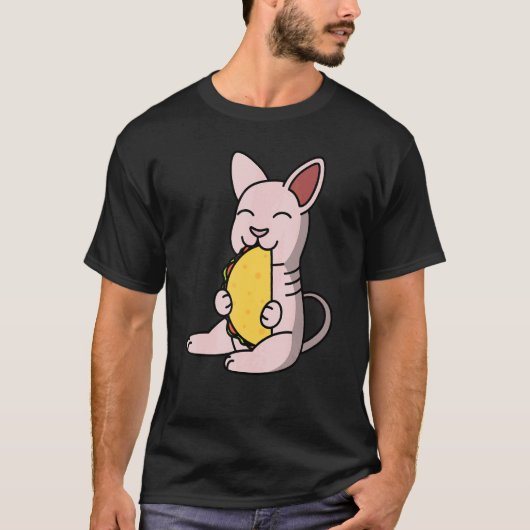 タコを食べるスフィンクス猫 ペット Tシャツ (正面)