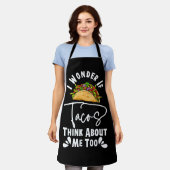 タコアカッコいいート女子男性へタコス・メキシコ料理ファイル エプロン (着用した状態)