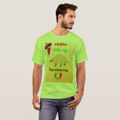 タコサウルスとくつろぎタイム Tシャツ (正面フル)