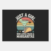 タコスとマルガリータ・メキシコを愛する女の子 ラッピングペーパーシート (正面)