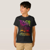 タコタリフトランプは常に鶏を追い出す Tシャツ (正面フル)