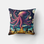 タコドラムズアットビーチキャンプファイア クッション (裏面)