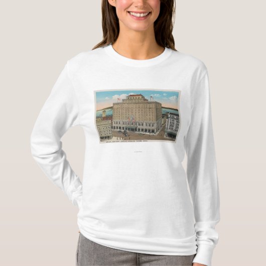 タコマ市、WA -ホテルWinthropの眺め Tシャツ (正面)