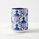 タコ（明るい背景） マグカップ (中央)