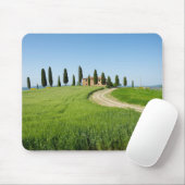 タスカニーのヌマスギが付いている農場の別荘 マウスパッド (マウス)