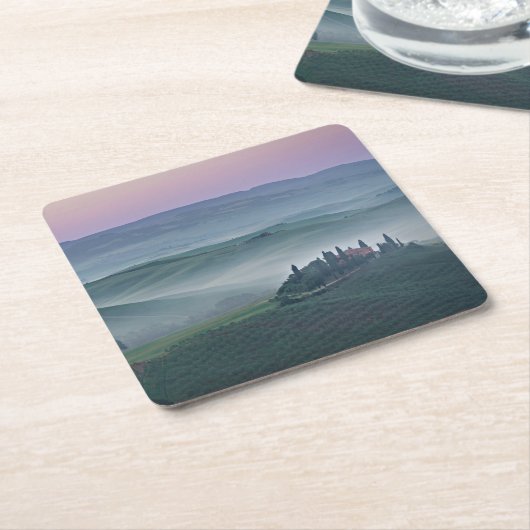 タスカニーの景色のコースター上のピンクの日の出 スクエアペーパーコースター (アングル)
