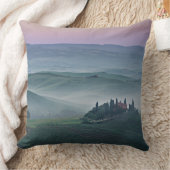 タスカニーの景色の枕上のピンクの日の出 クッション (ブランケット)