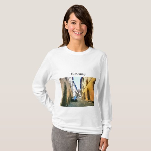 タスカニー。 イタリア。 Cortona. Tシャツ (正面フル)