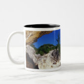 タッカリブのカーズタウン、バミューダ。ナチュラル ツートーンマグカップ (左)