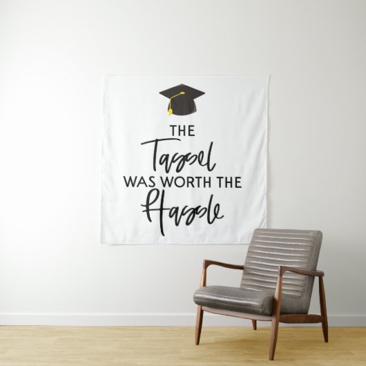 タッセルは面倒な卒業パーティーの価値があった タペストリー (インサイチュ)