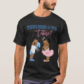 タッチダウンまたはTutusシャツ性別が赤ちゃんのシャワーを明らかにする Tシャツ (正面)