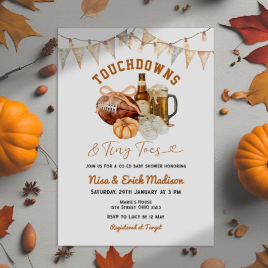 タッチダウン小さな足指サッカーカップル赤ちゃんシャワー 招待状