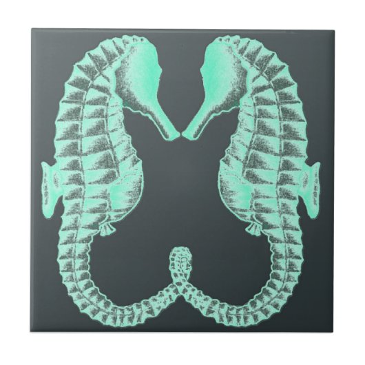 タツノオトシゴに接吻する青いヴィンテージ タイル (正面)