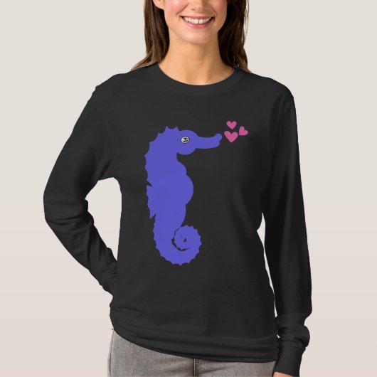 タツノオトシゴのハート 水生 海の生き物 魚 ヒポカンパス Tシャツ (正面)