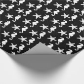 タツノオトシゴ及びヒトデ-黒の白 ラッピングペーパー (角)