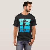 タツノオトシゴ 海の生物 海洋 動物 タツノオトシゴ Tシャツ (正面フル)